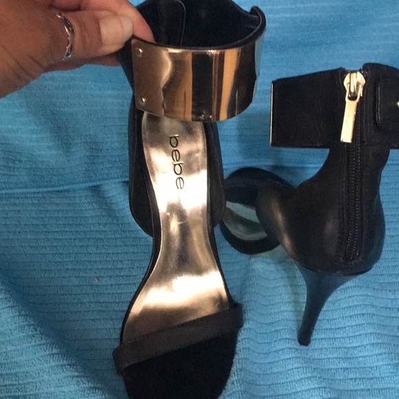 👠 Bebe Black Heels H44 - Picture 4 of 5